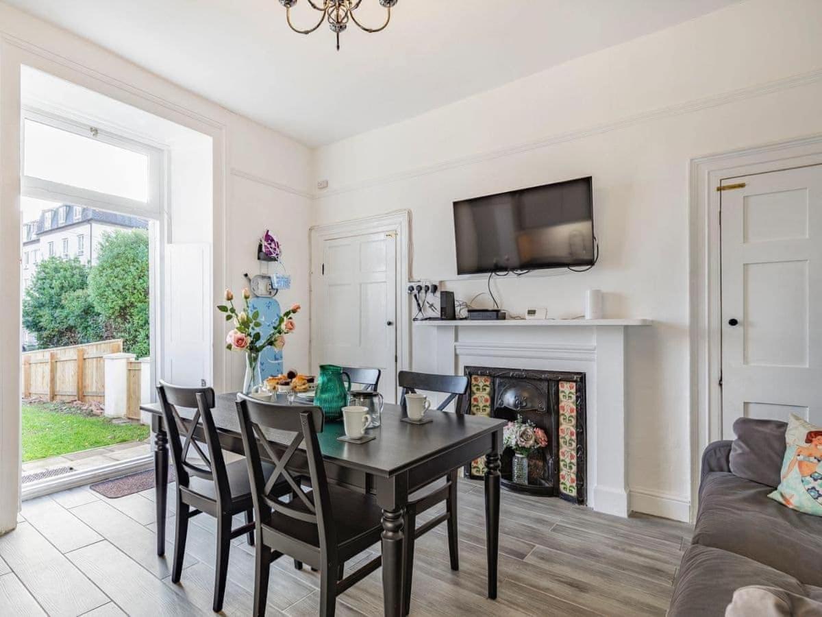 Lovely Heather House 3 Kings 1 Double Sofa Casa de Férias Torquay